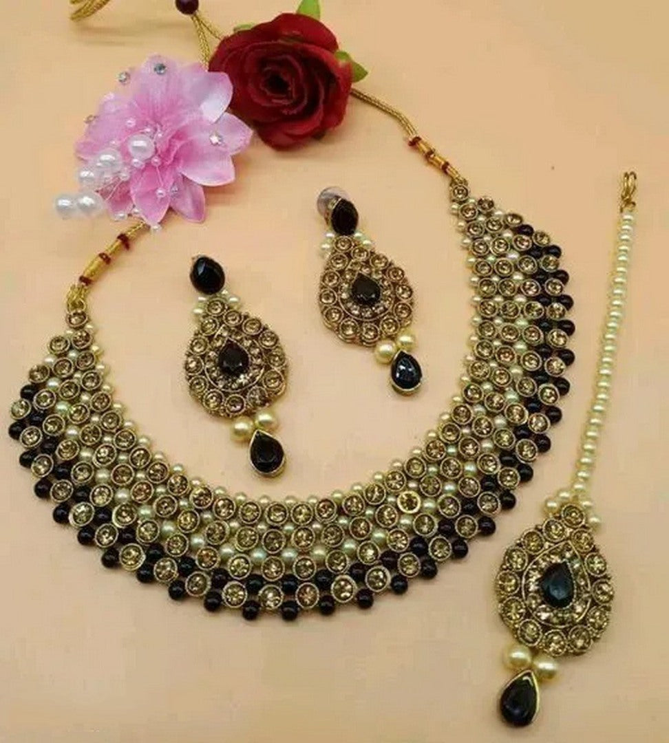 Alloy and Pearl Jewellery Set for Women