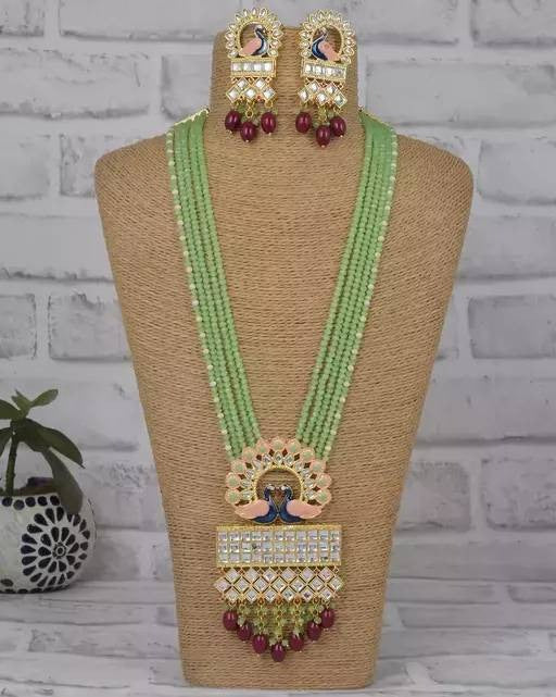 Alloy gold plated kundan jewellery set