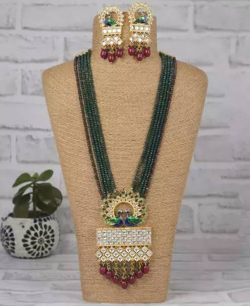 Alloy gold plated kundan jewellery set