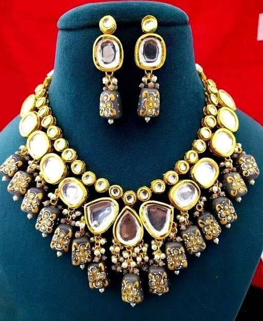 Alloy gold plated kundan polki jewellery set