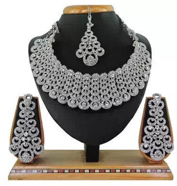 Alloy silver plated zmerican diamond necklace