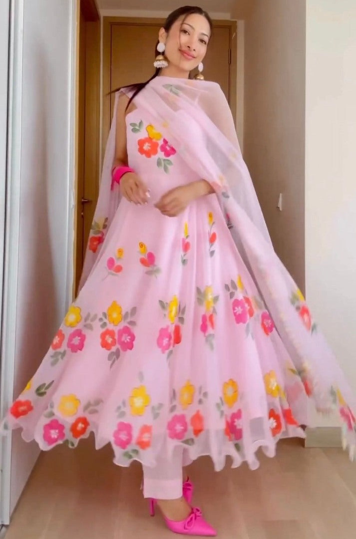 Baby pink organza floral printed gown with kodi border dupatta