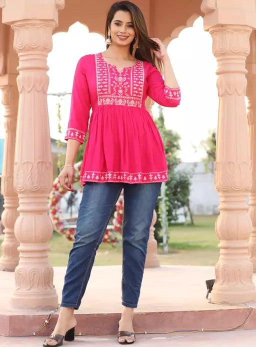 Pink cotton printed short kurti