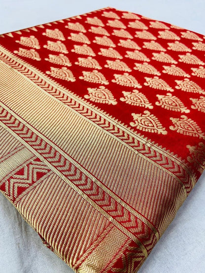 Red banarasi silk jacquard weaving work ceremonial saree