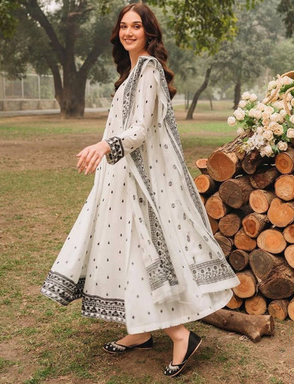 White embroidery worked anarkali suit