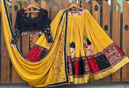 Yellow cotton print and mirror work gujarati garba navratri lehenga chaniya choli