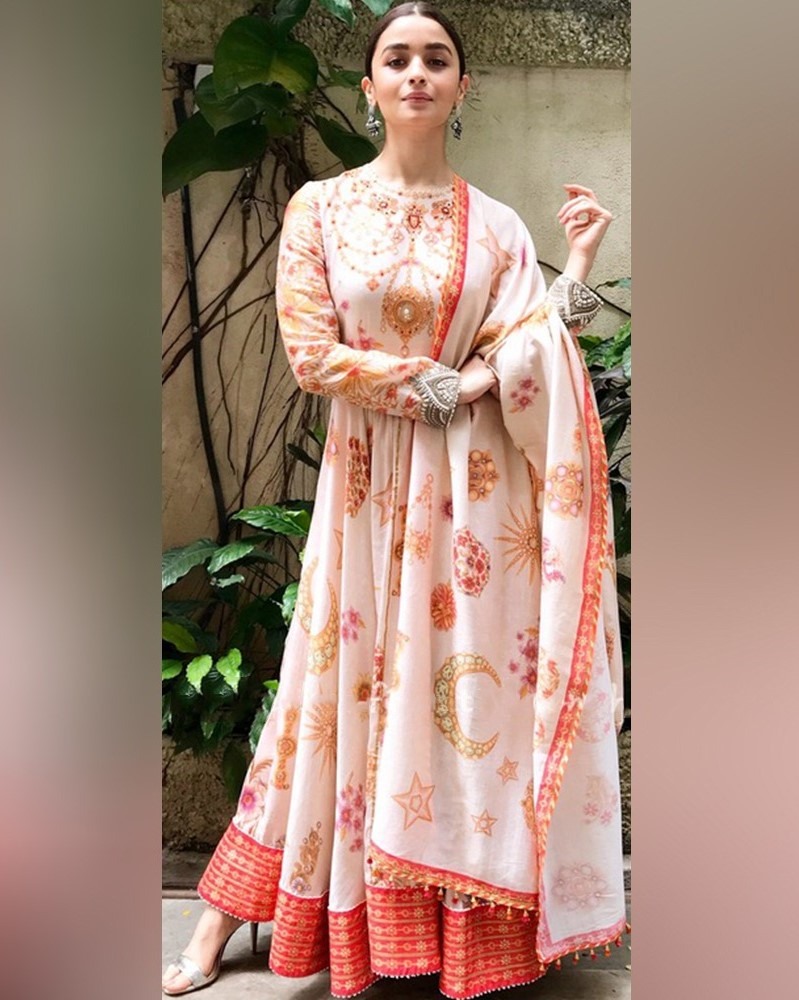 Alia Bhatt Bridesmaids Wedding Dress Gown Ideas-mncb.edu.vn