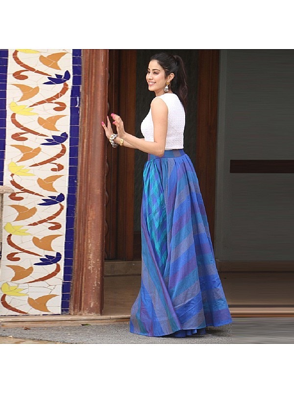 Samantha prabhu: Raw Mango by Sanjay Garg handwoven Banaras silk lehenga,  matching black shir… | Long skirt with shirt, Indian fashion dresses,  Indian gowns dresses