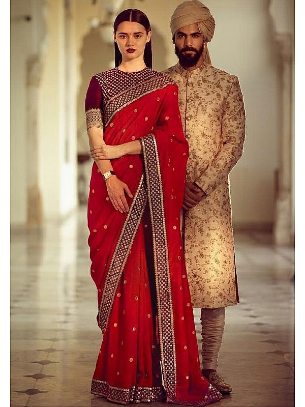 Real Brides Who Donned The Most Gorgeous Sarees and How! - Pyaari Weddings