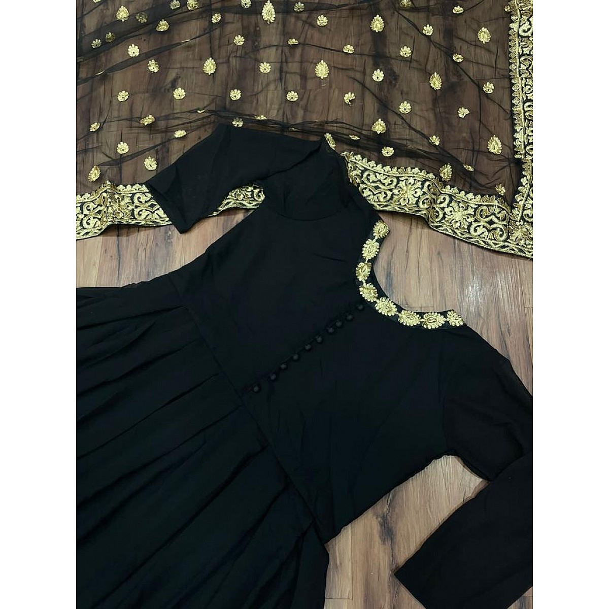 Anarkali Suits : Black georgette beautiful partywear anarkali ...
