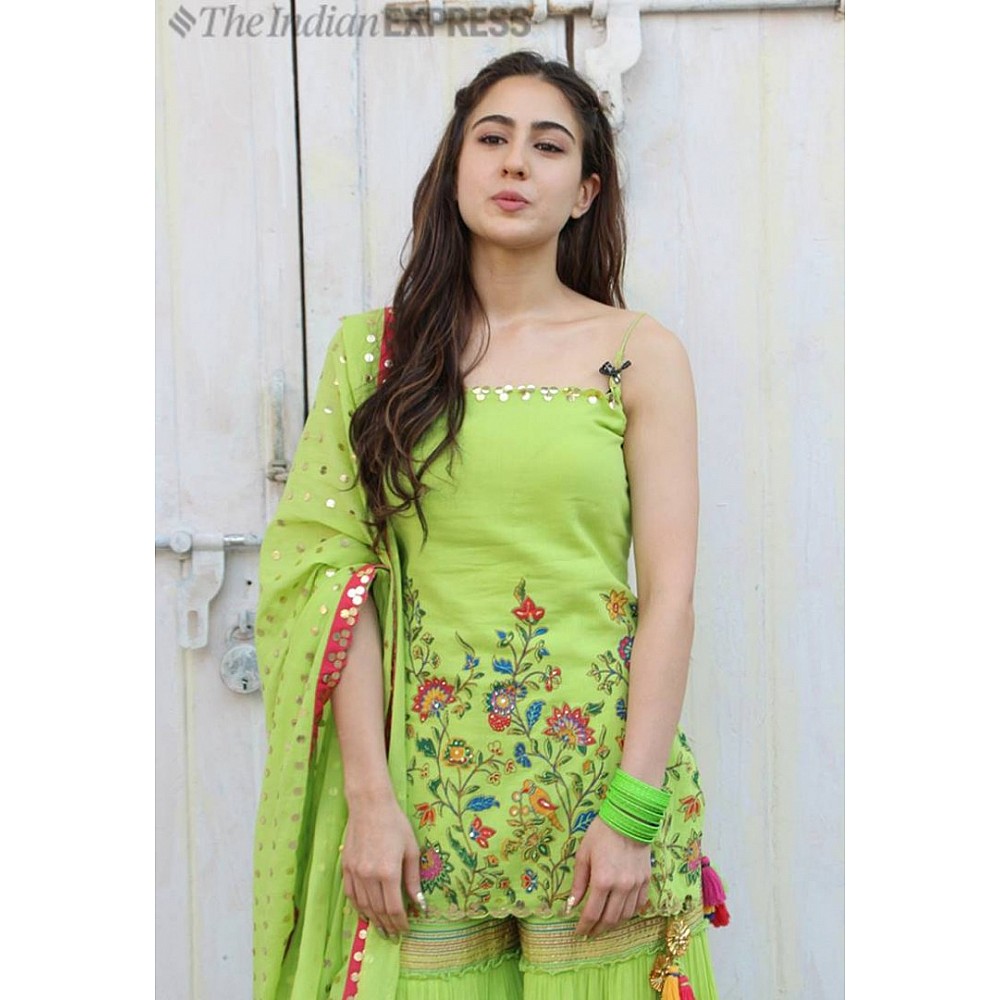 Sara Ali Khan in A Bright Pink Embroidered Anarkali Suit 