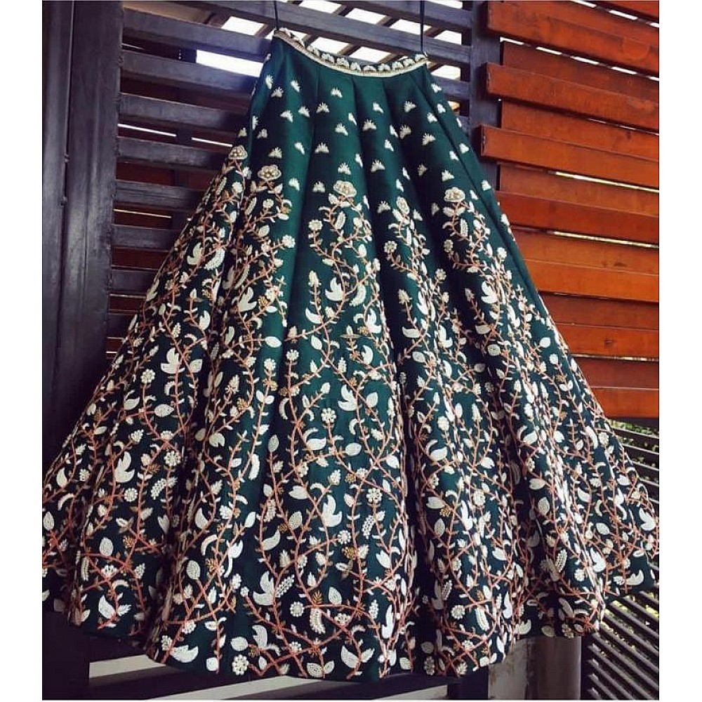 Lehenga Choli : Green heavy tapeta silk heavy embroidered ...