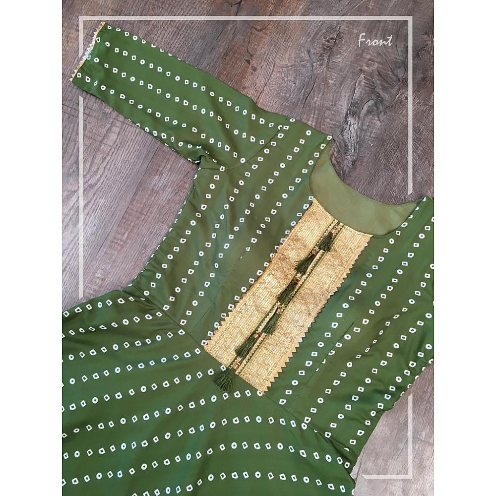 Green heavy maslin digital printed gown