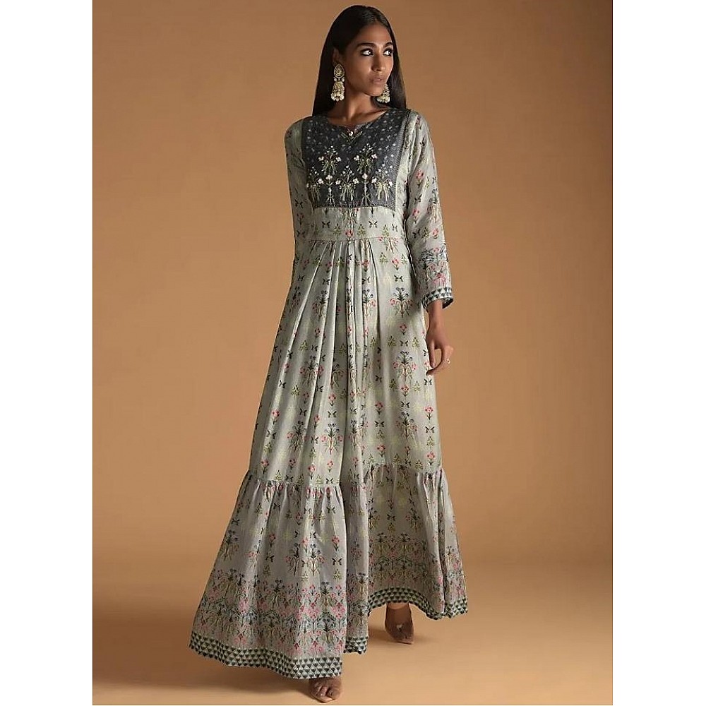 Grey heavy maslin cotton printed gown