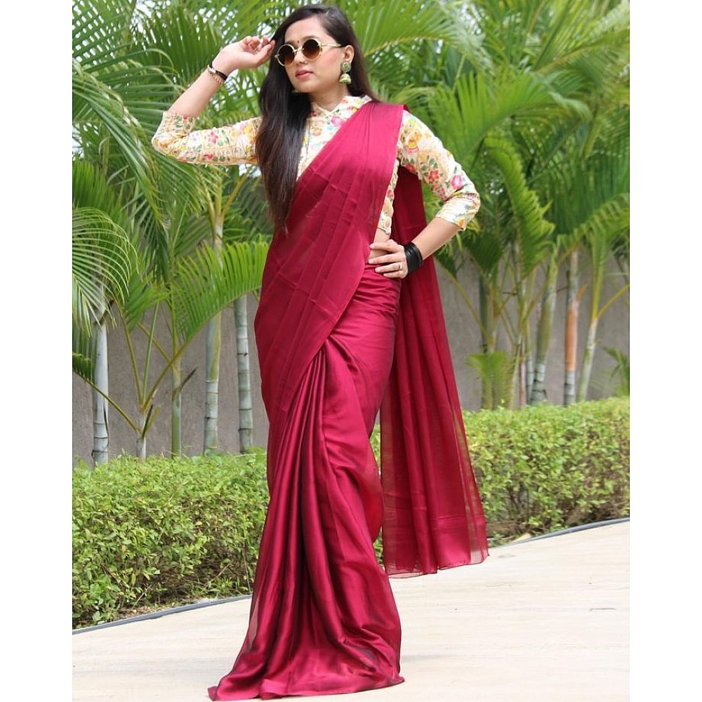 Buy Maroon Patola Printed Silk Saree With Blouse At Ethnic Plus