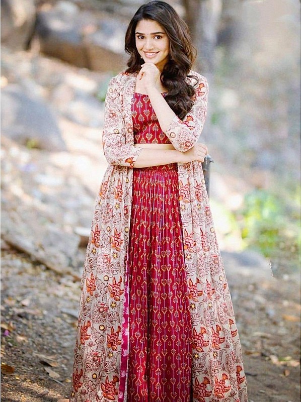 Buy online Foil Print Kalidar Lehenga Choli Shrug Set from ethnic wear for  Women by Juniper for ₹8997 at 0% off | 2023 Limeroad.com