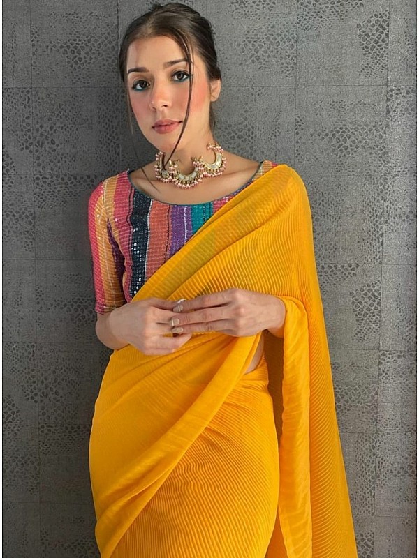 13 Best Contrast Blouse Ideas To Try With Yellow Saree #yellow #saree # blouse #y… | Saree blouse designs latest, Designer saree blouse patterns,  Blouse neck designs