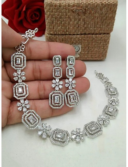 American diamond Silver necklacer