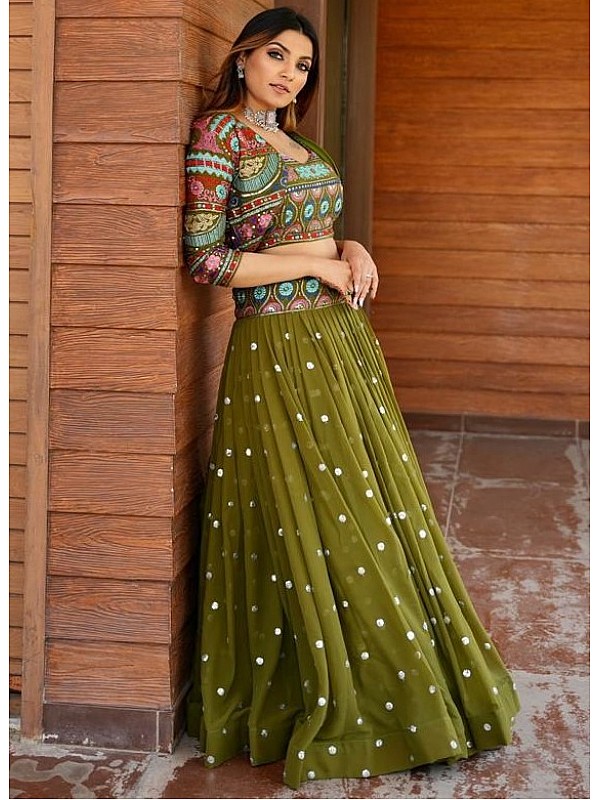Buy Darleen Kids Couture Green Star Embroidered Crop Top And Lehenga Set  For Girls Online | Aza Fashions