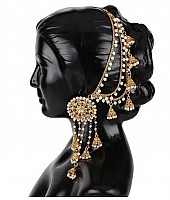Gold plated pearls earrings with chain