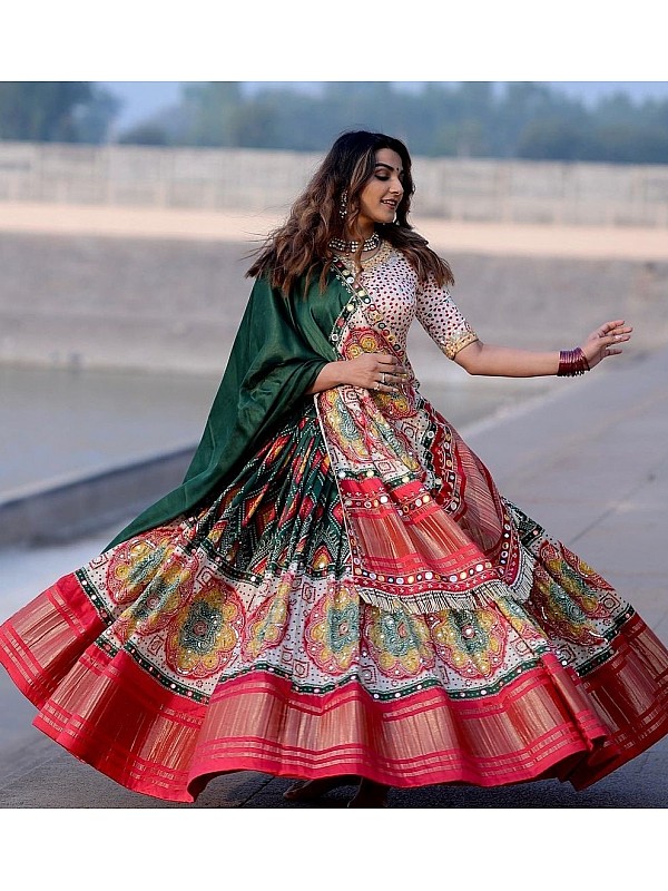 Gujarati Navratri Lehenga Print N Mirror Work Graba Dance Gota Lehenga  Choli | eBay