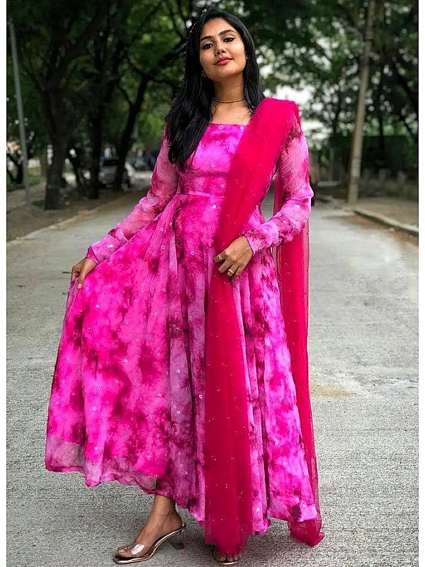 Details more than 83 silk saree umbrella dress