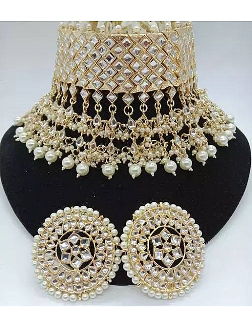 Alloy gold plated pearls and kundan chocker Jewellery Set