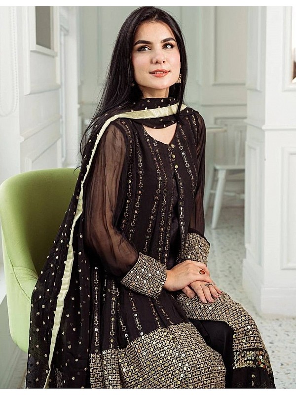 Varsha Gul E Naaz Exclusive Pakistani Pattern Salwar Suit online