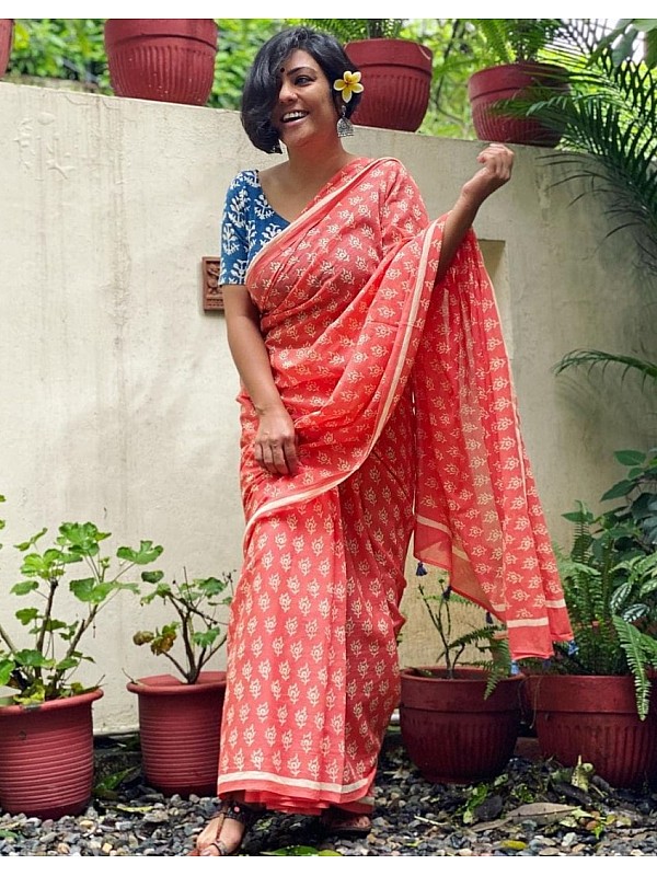 Artisanal cream cotton saree with printed pallu and highlighted with A –  Sujatra