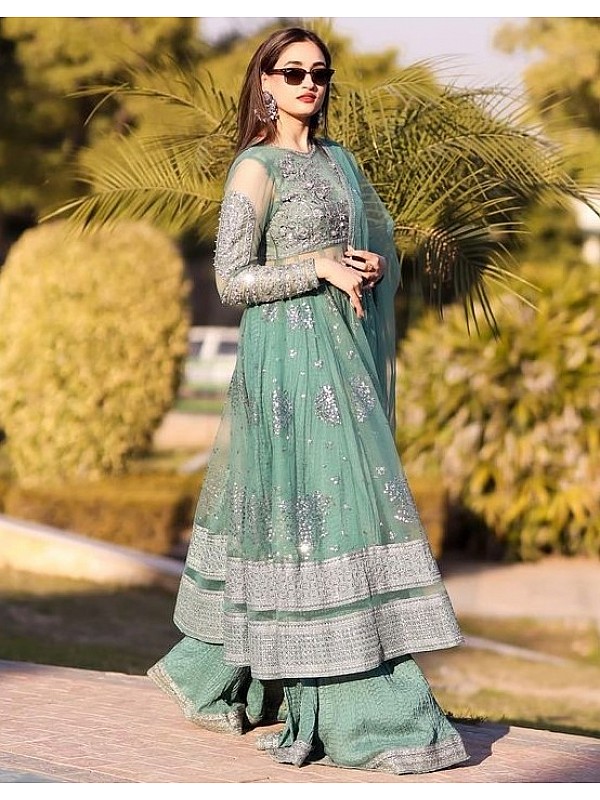25 Different Shades Of Green We Spotted In Bridal Outfits  WedMeGood