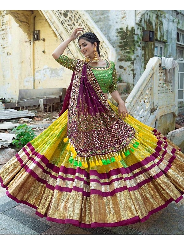 Fancydresswale Full Embroided Girls Ethnic Lehenga Choli And Dupatta Colour  Yellow Gujrati Girl Navratri Dress at Rs 899 | Chaniya Choli | ID:  25919096248