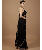 Kiara advani black party wear saree